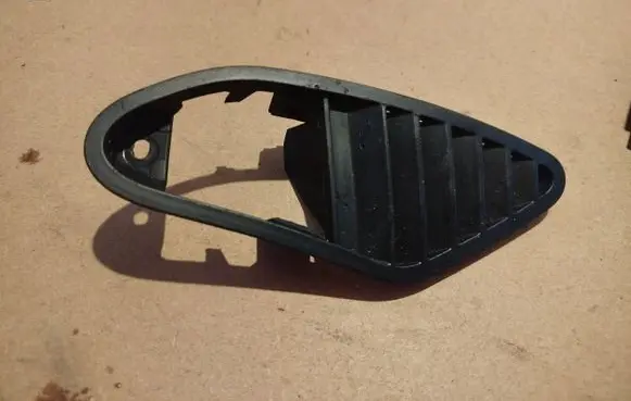 Alfa Romeo 159 Side speaker trim/cover 376430 3854 P0TSS