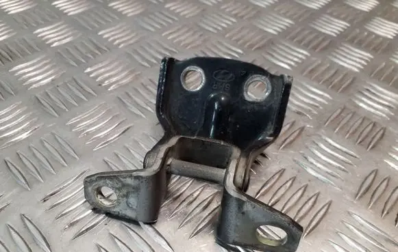 Hyundai Santa Fe Rear door upper hinge