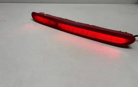 Volkswagen PASSAT B7 Third/center stoplight 1K6945097A