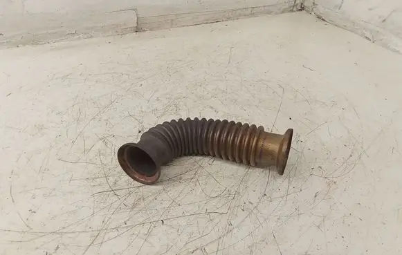 Nissan Qashqai EGR valve line/pipe/hose