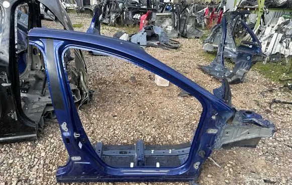Toyota Yaris XP210 Front quarter panel 