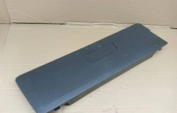 Skoda Octavia Mk4 Trunk/boot side trim panel 5E7867462