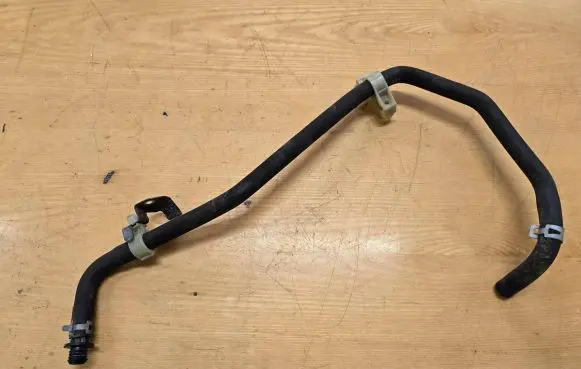 Honda CR-V Coolant pipe/hose 