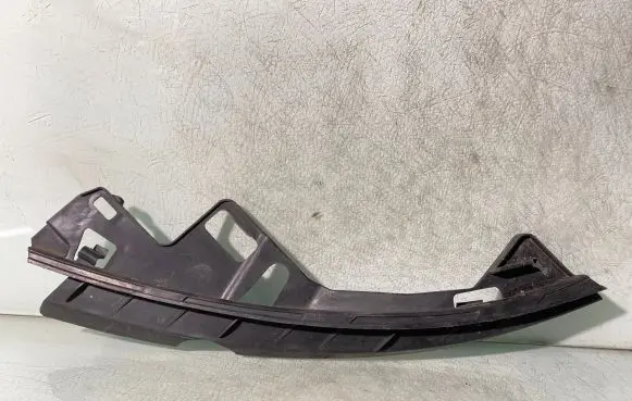 Volvo C30 Headlight/headlamp mounting bracket 31323156