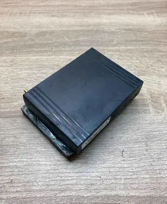 Audi A8 S8 D3 4E Aerial antenna amplifier S1111233 110000XX