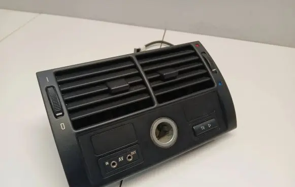 BMW X5 E53 Rear air vent grill 6385142
