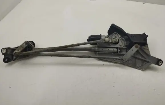 Infiniti FX Front wiper linkage and motor WT512