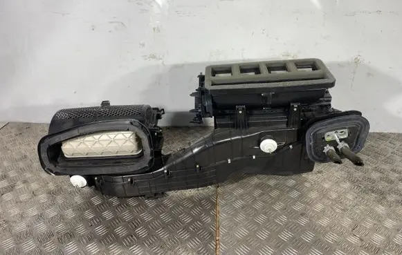 Jeep Grand Cherokee Interior heater climate box assembly housing 
