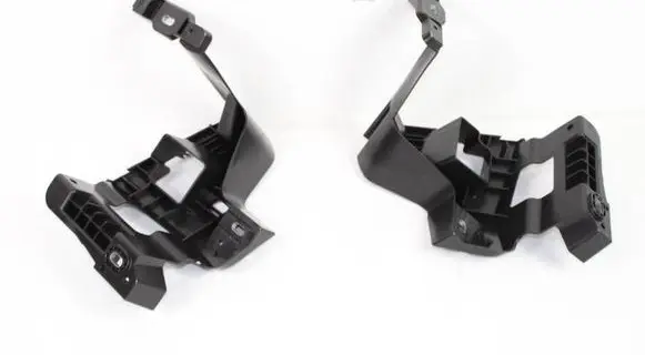 Front bumper mounting bracket