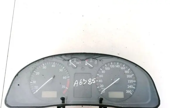 Volkswagen PASSAT B5 Speedometer (instrument cluster) 3B0919880A 110008776