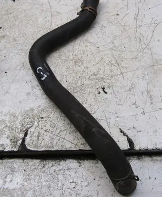 Peugeot 3008 II Engine coolant pipe/hose