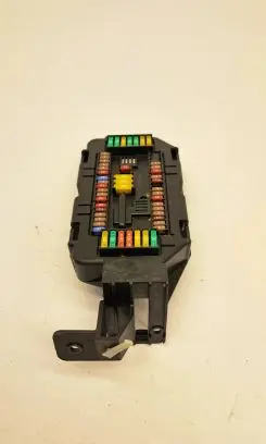 BMW X5 F15 Fuse module 6819653