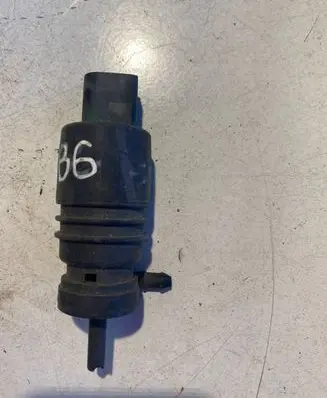 Volkswagen PASSAT B6 Windscreen/windshield washer pump 1T0955651 6628149 VD4200