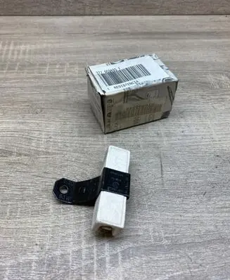 Volkswagen Caddy Other relay 377959493F