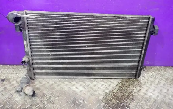 Coolant radiator