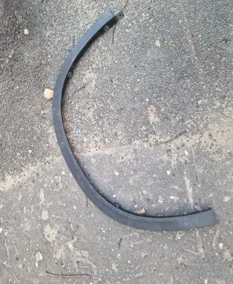 Suzuki Vitara (LY) Front arch trim 7722154P0