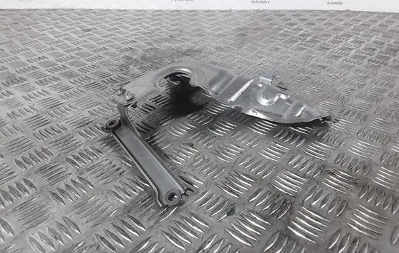Mercedes-Benz A W176 Other engine bay part A6510961068