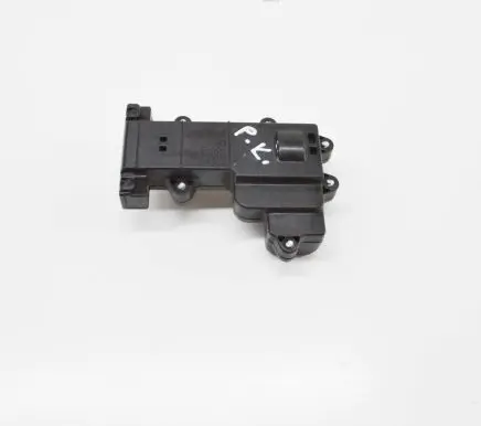 Tesla Model X Door control unit/module 104535300B