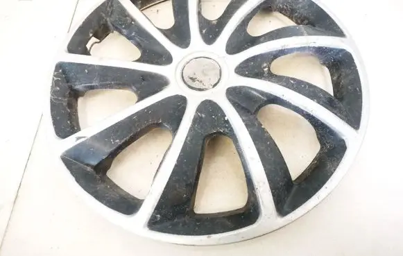 Volkswagen Golf IV R14 wheel hub/cap/trim 44714 447-14