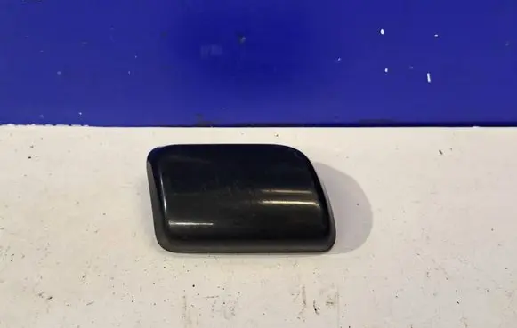 Volvo XC90 Headlight washer spray nozzle cap/cover 08620978 8620978