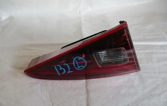 Alfa Romeo Giulia Tailgate rear/tail lights 20700105