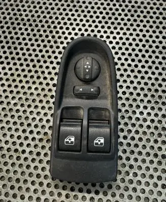 Iveco Daily 45 - 49.10 Electric window control switch 5801484207