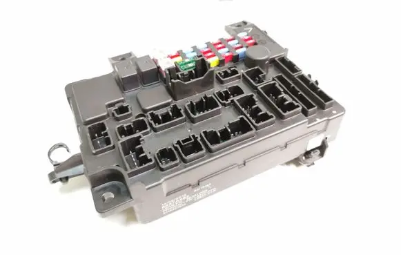 Mitsubishi Outlander Fuse module 8637A862