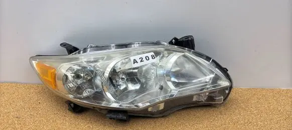 Toyota Corolla E140 E150 Headlight/headlamp 8111002B50