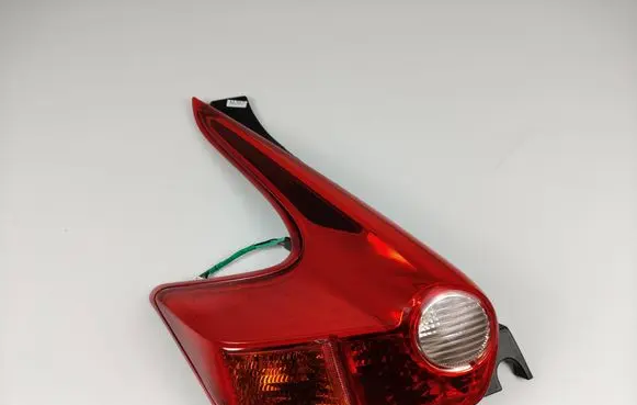 Nissan Juke I F15 Rear/tail lights 