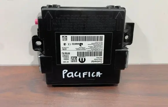 Chrysler Pacifica Other control units/modules P68383680AB A2C16381103 35A6822501834