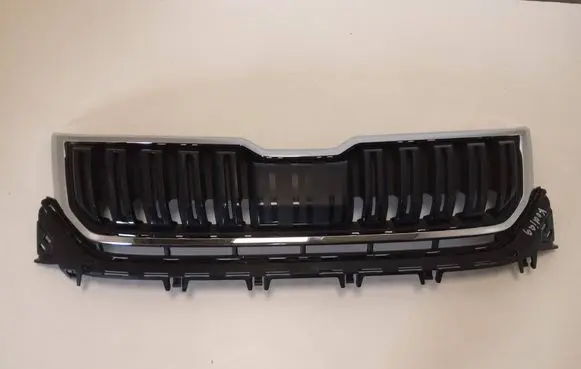 Skoda Kodiaq Front bumper upper radiator grill 3200101144