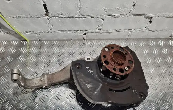 Mercedes-Benz S C217 Front wheel hub A2221901