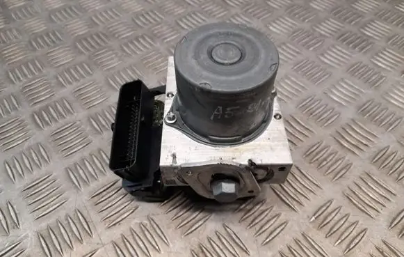 Audi A5 ABS Pump 8W0907379J 8W0614517AK
