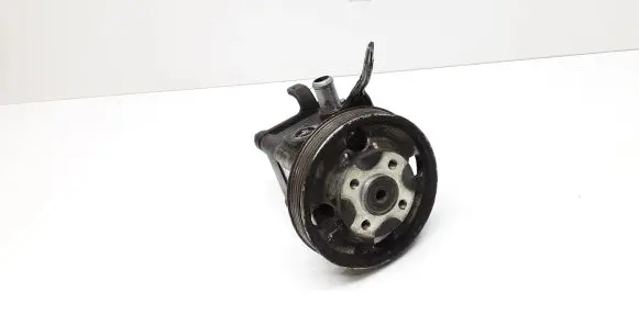 Volvo V70 Power steering pump 31202095