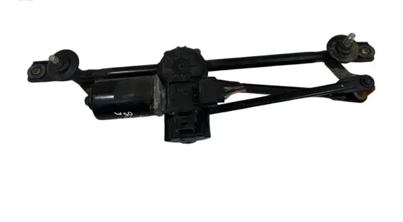 Hyundai Tucson JM Front wiper linkage and motor