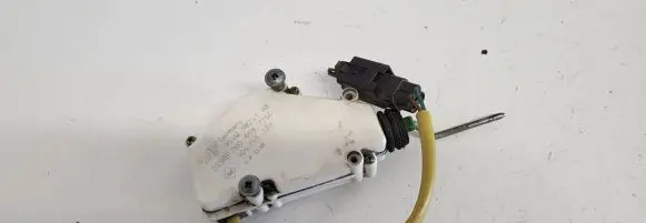 Volkswagen Sharan Central locking motor 7M0959775C 404155 95VW9B241AB