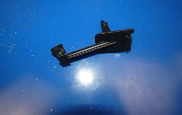 Mercedes-Benz ML AMG W166 Rear window washer spray nozzle