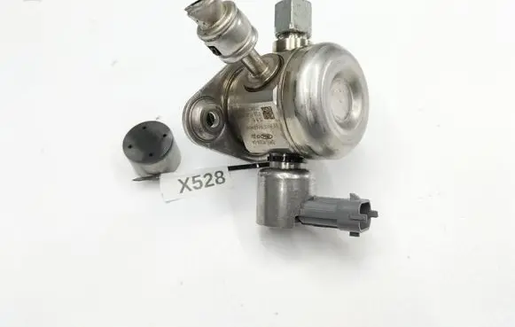 Ford Fiesta Fuel injection high pressure pump CM5G9D376GA 0261520095