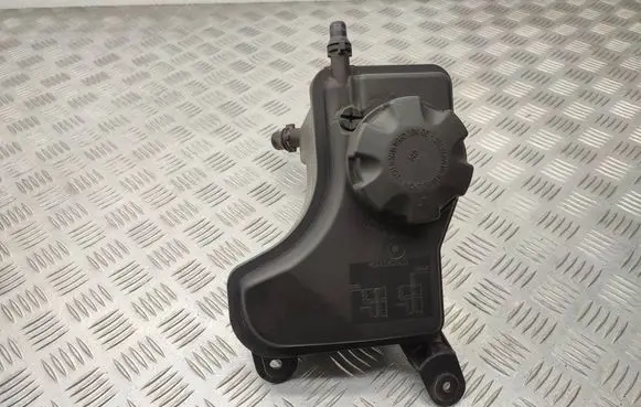 BMW 3 E90 E91 Coolant expansion tank/reservoir 7810592