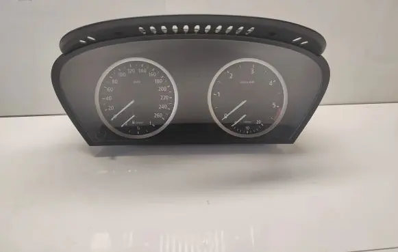 BMW 5 E60 E61 Speedometer (instrument cluster) 486005911 62116974576