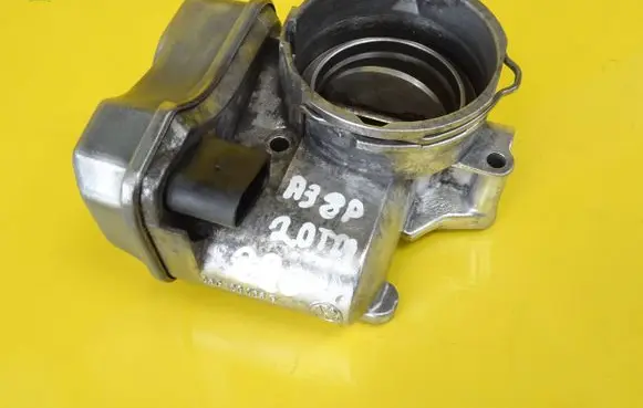 Audi A3 S3 8P Throttle body valve 03G128063B