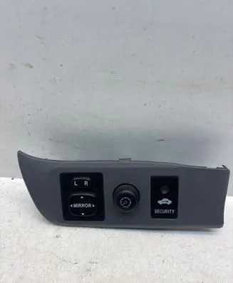 Toyota RAV 4 (XA20) Wing mirror switch 183574
