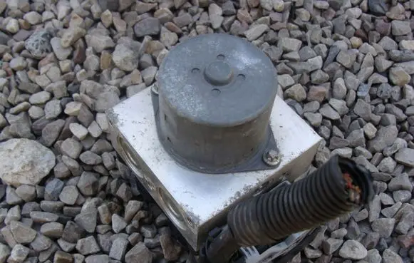 Ford Mondeo MK IV ABS Pump BG912C405AD