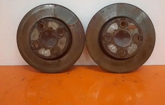 Toyota Yaris Front brake disc