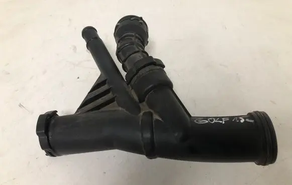 Volkswagen Golf VII Engine coolant pipe/hose 04L121071E