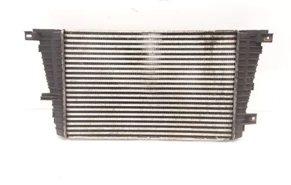 Opel Zafira B Intercooler radiator 13223395