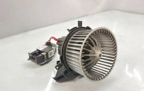 Audi A4 S4 B8 8K Heater fan/blower 8K0820521 K5909003