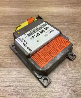 Audi A6 S6 C5 4B Airbag control unit/module 4B0959655J 0285001307 WithPlug