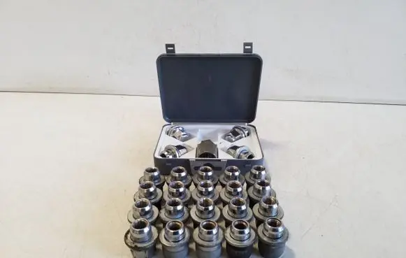 Toyota Corolla E210 E21 Nuts/bolts PW45600013