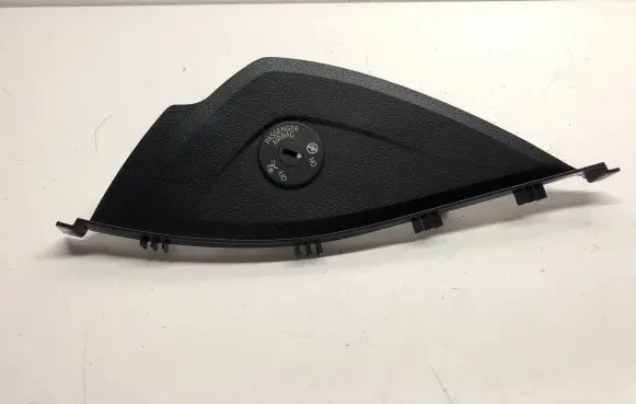 BMW 3 F30 F35 F31 Dashboard side end trim 9218553